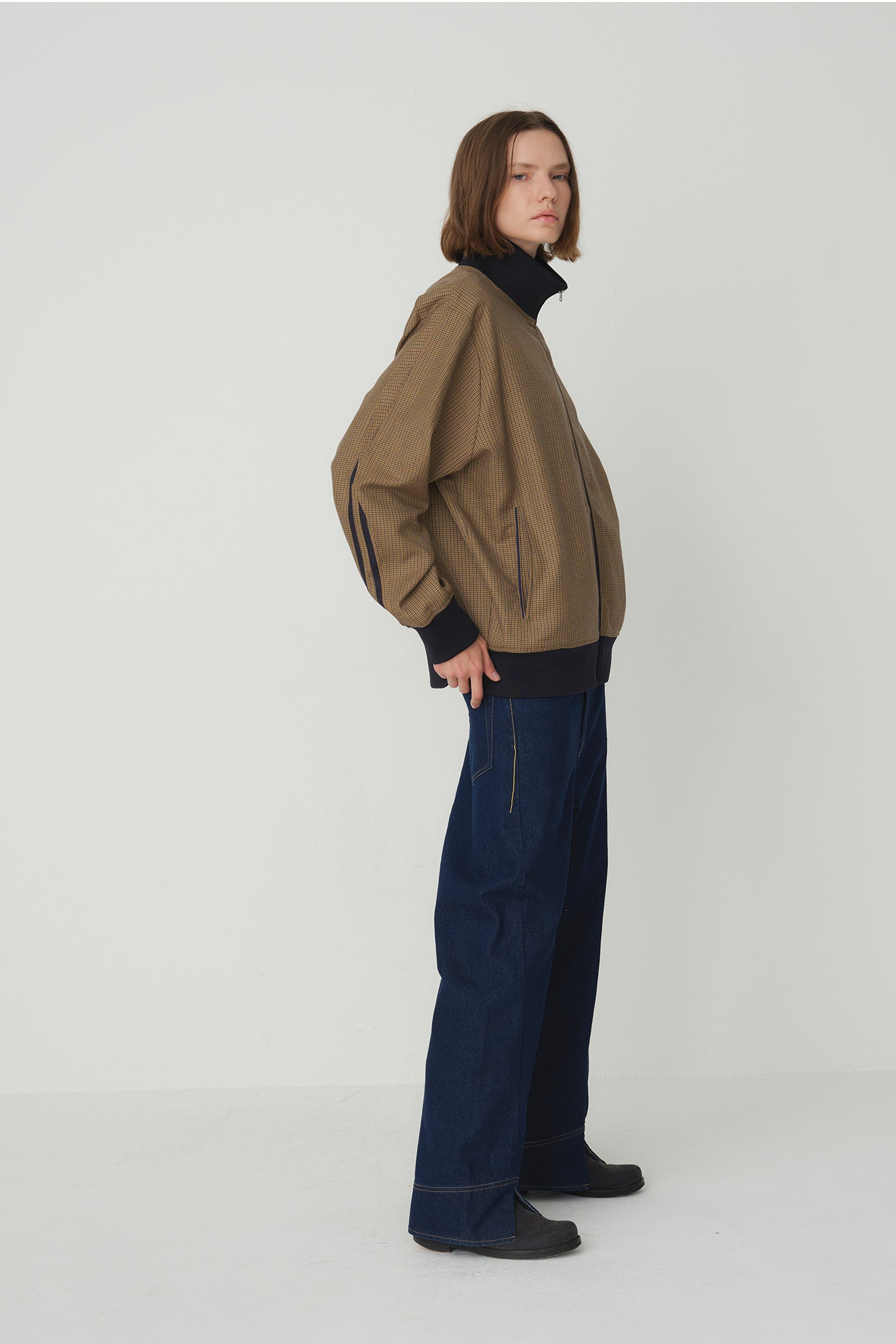 Semi-Flare Jeans