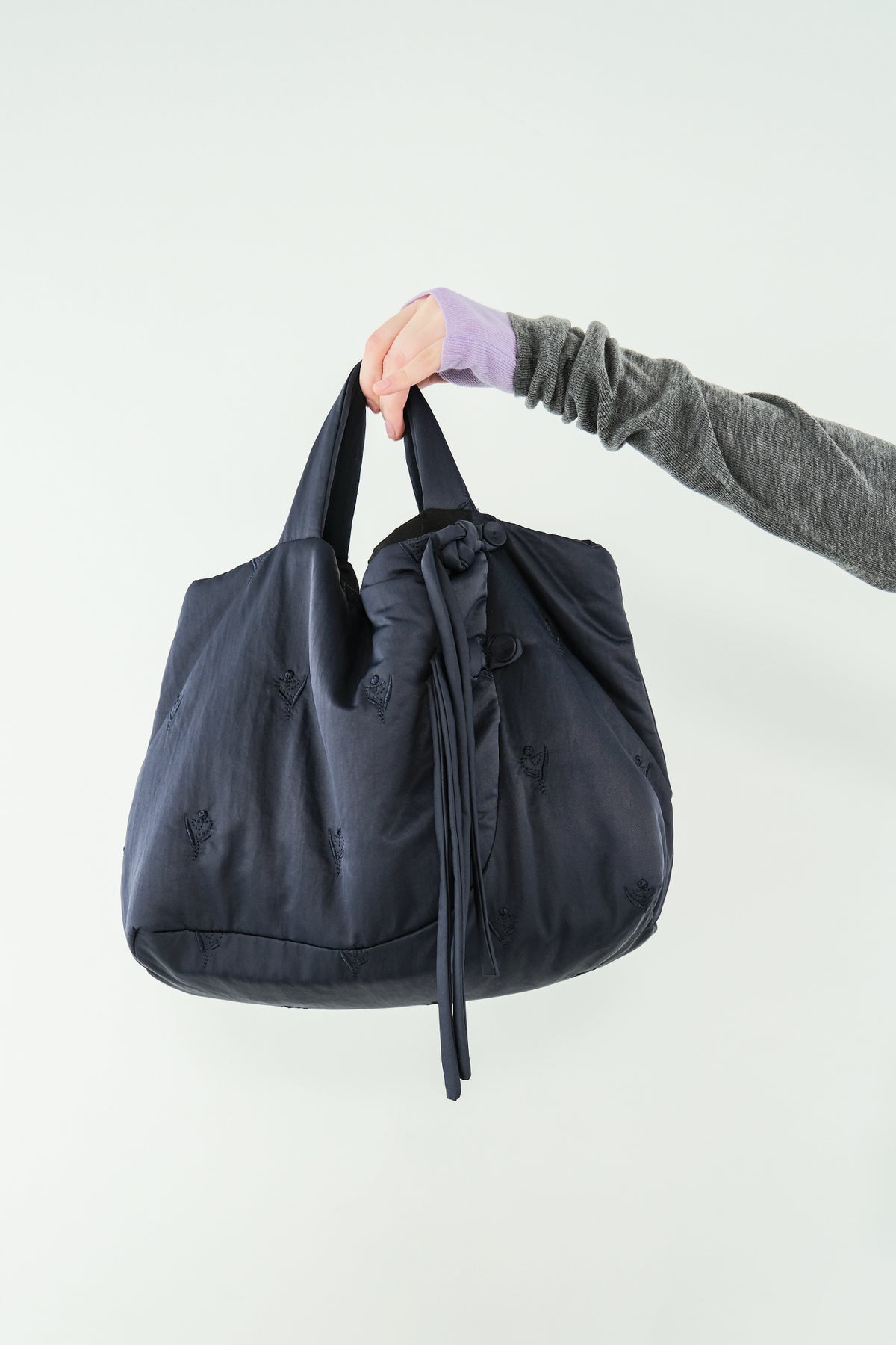 Tube Knot Embroidered Bag
