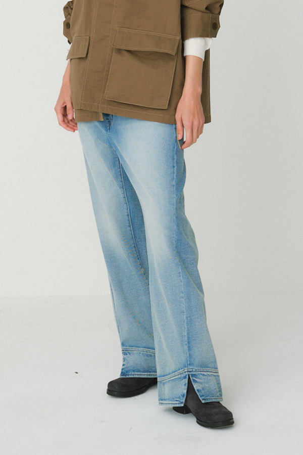 Semi-Flare Jeans