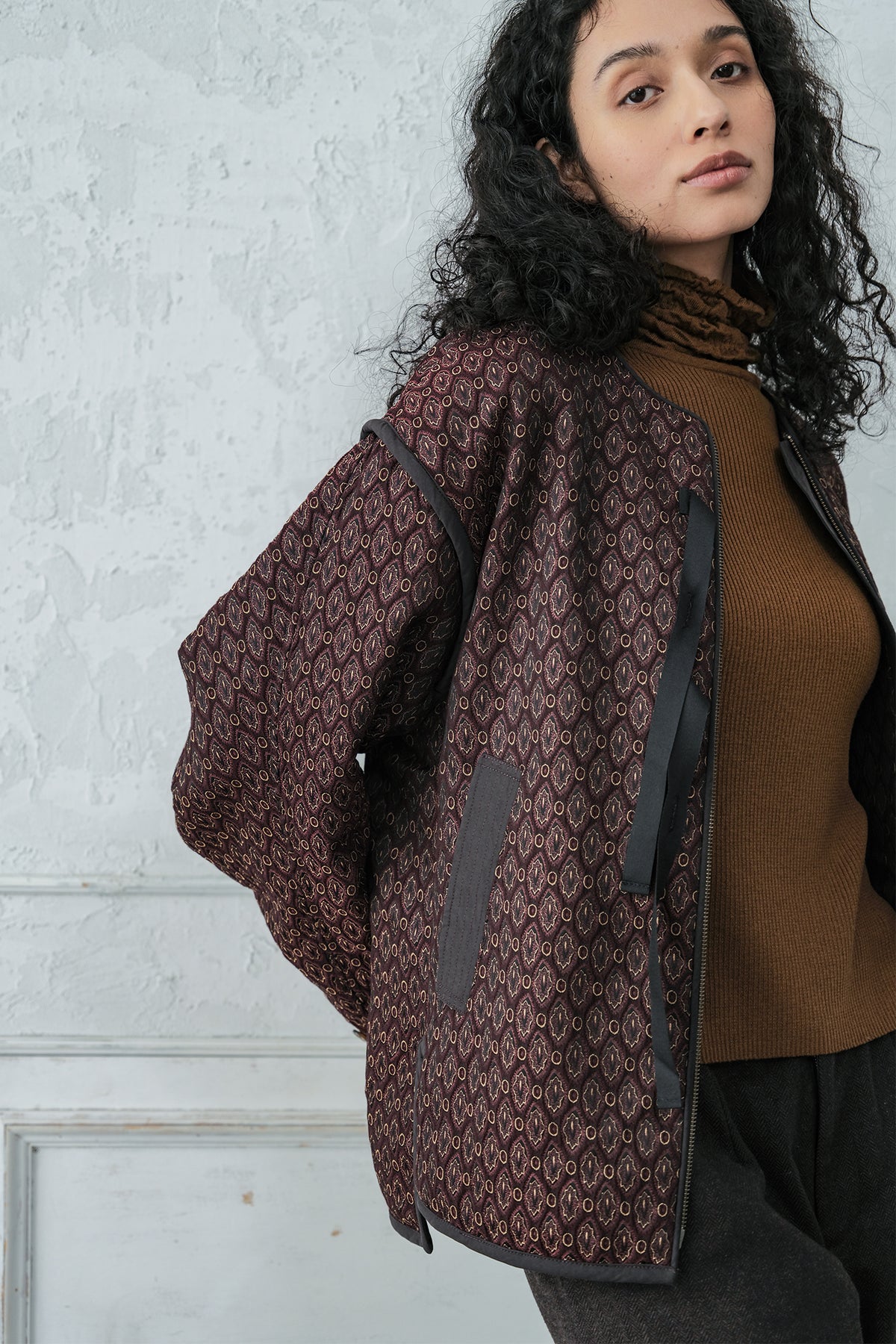 Damask Jacquard Half Jacket
