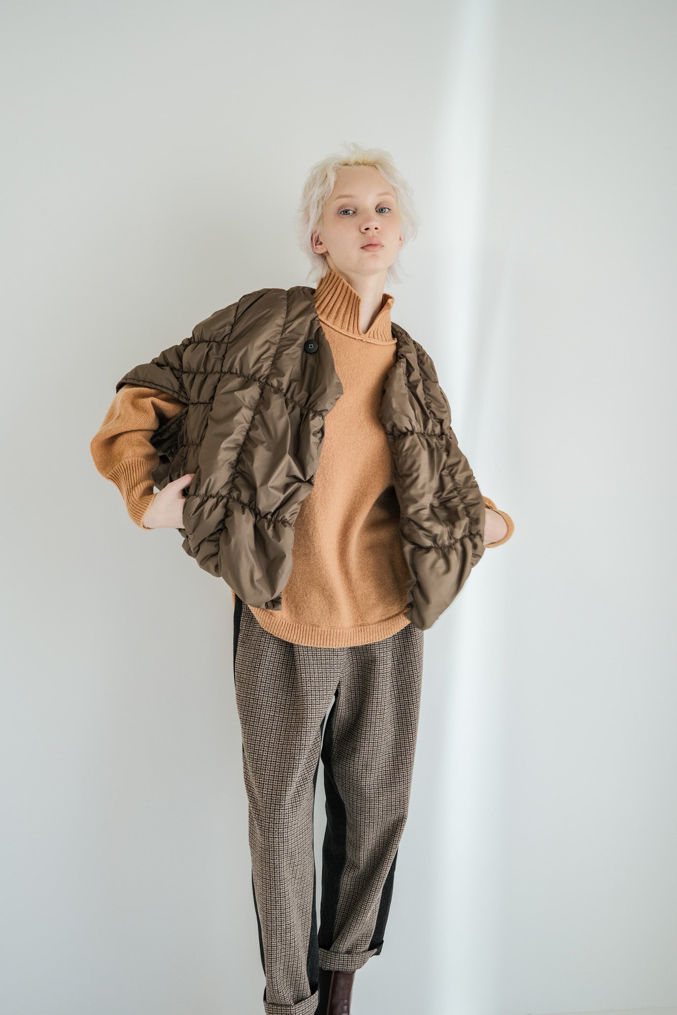100% Wool Round Hem Pullover