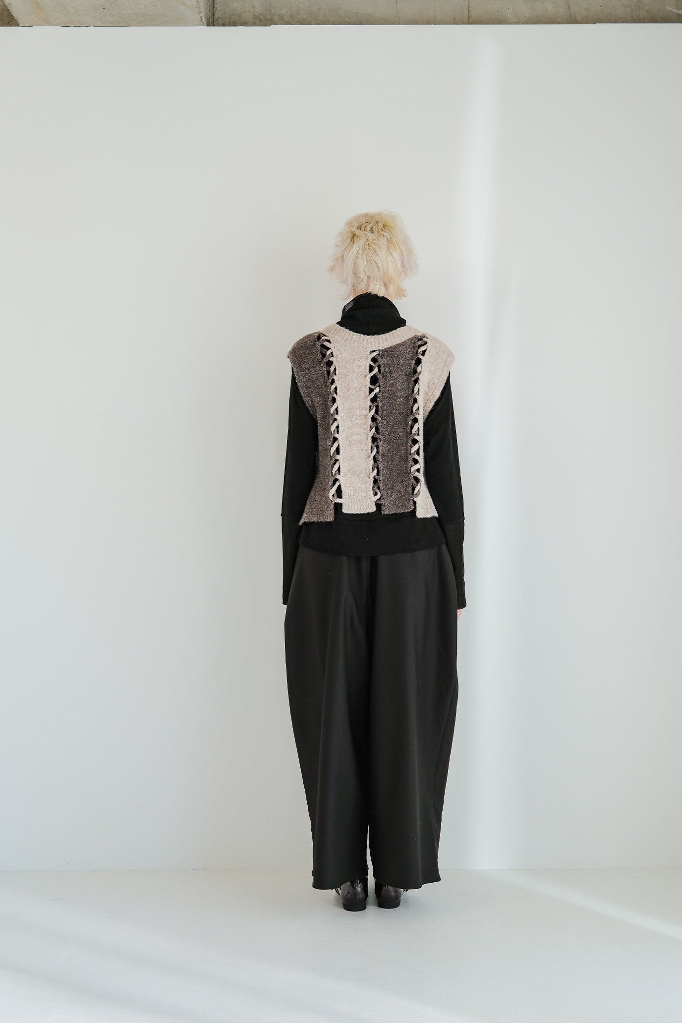 2-Way Stripe Slash Vest