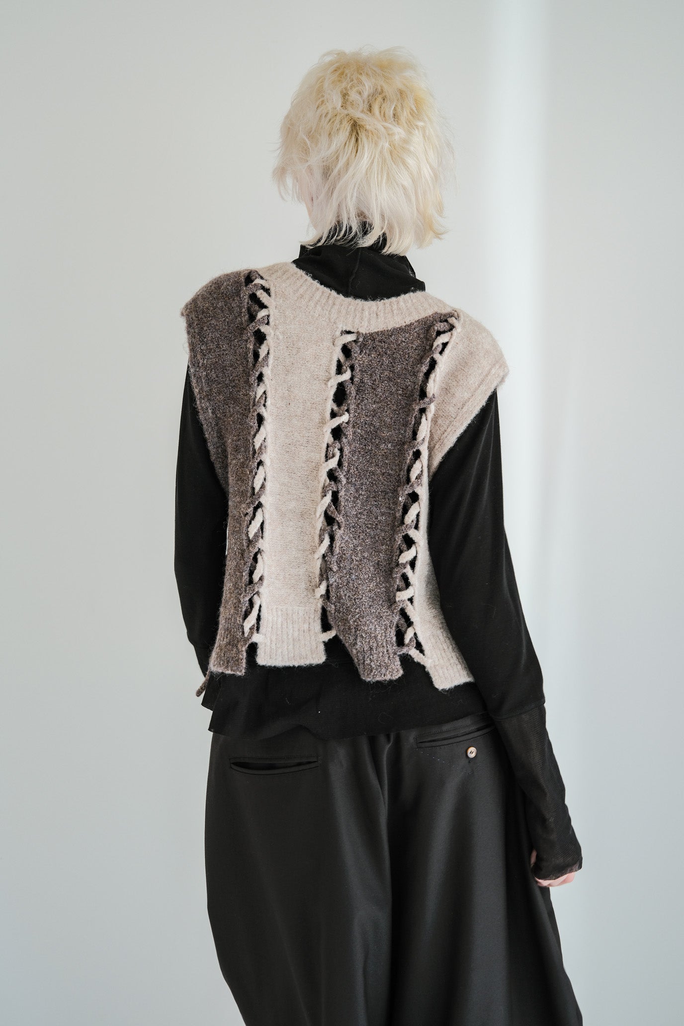 2-Way Stripe Slash Vest