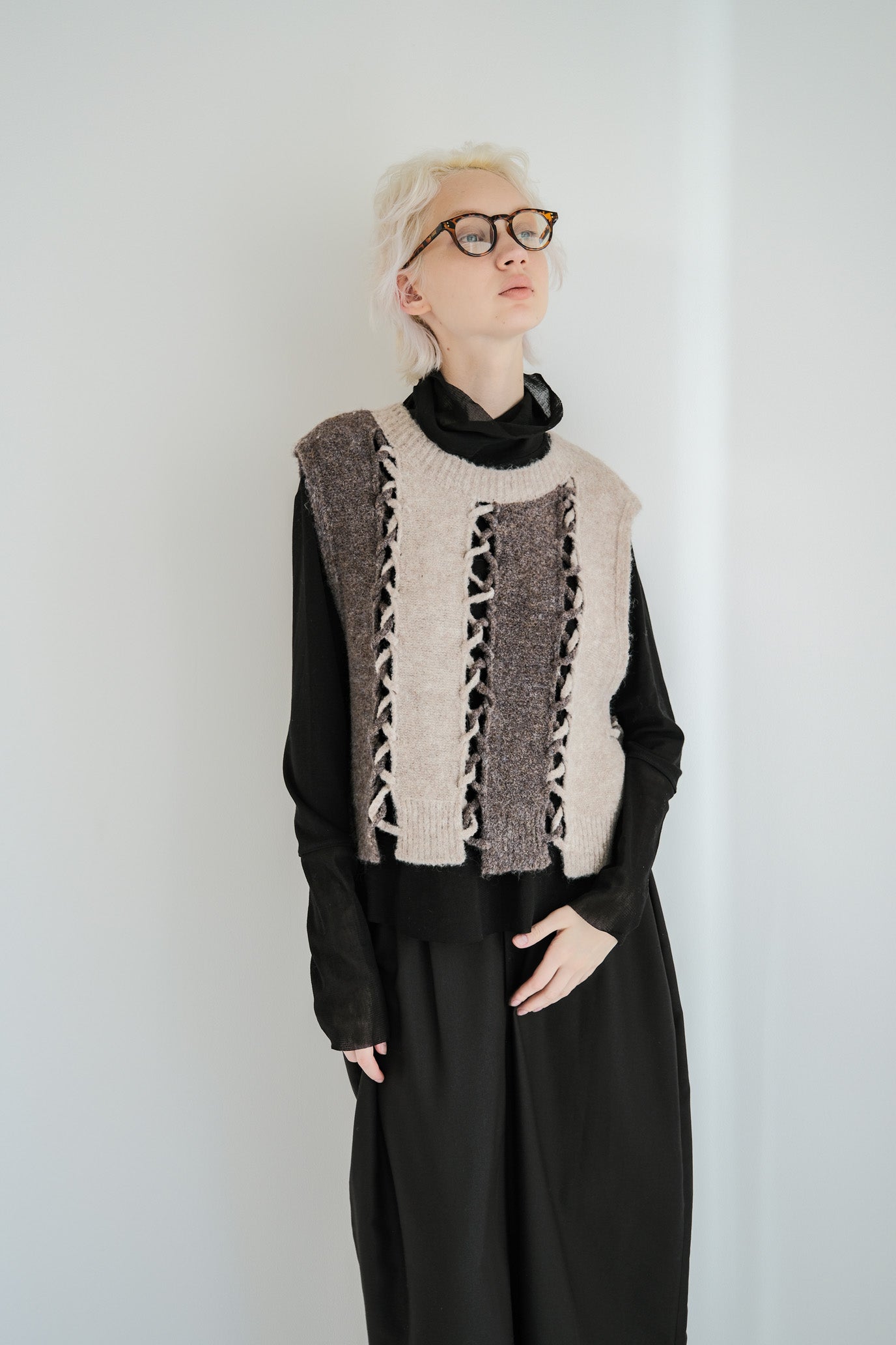 2-Way Stripe Slash Vest