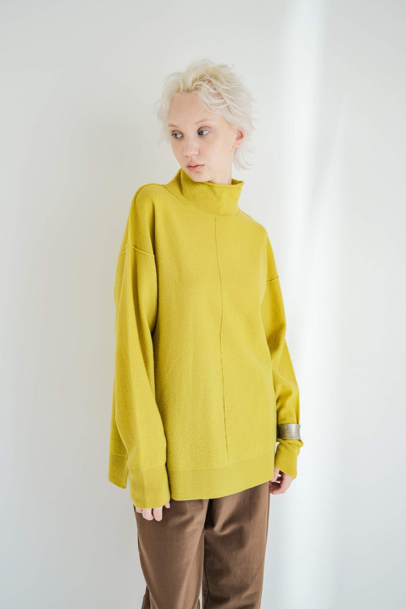 Compressed High Neck Pullover