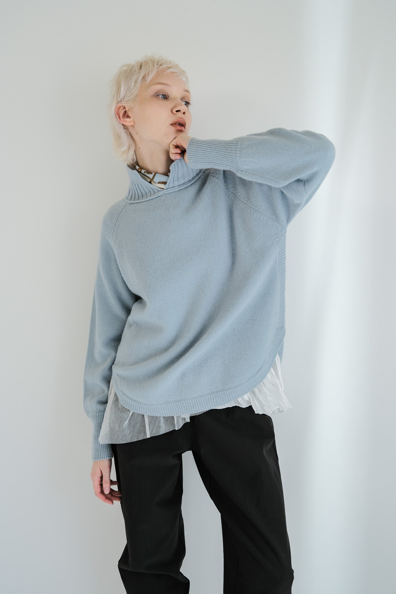 100% Wool Round Hem Pullover