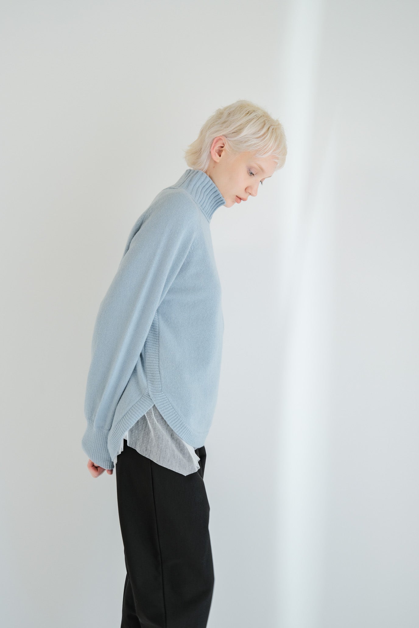 100% Wool Round Hem Pullover
