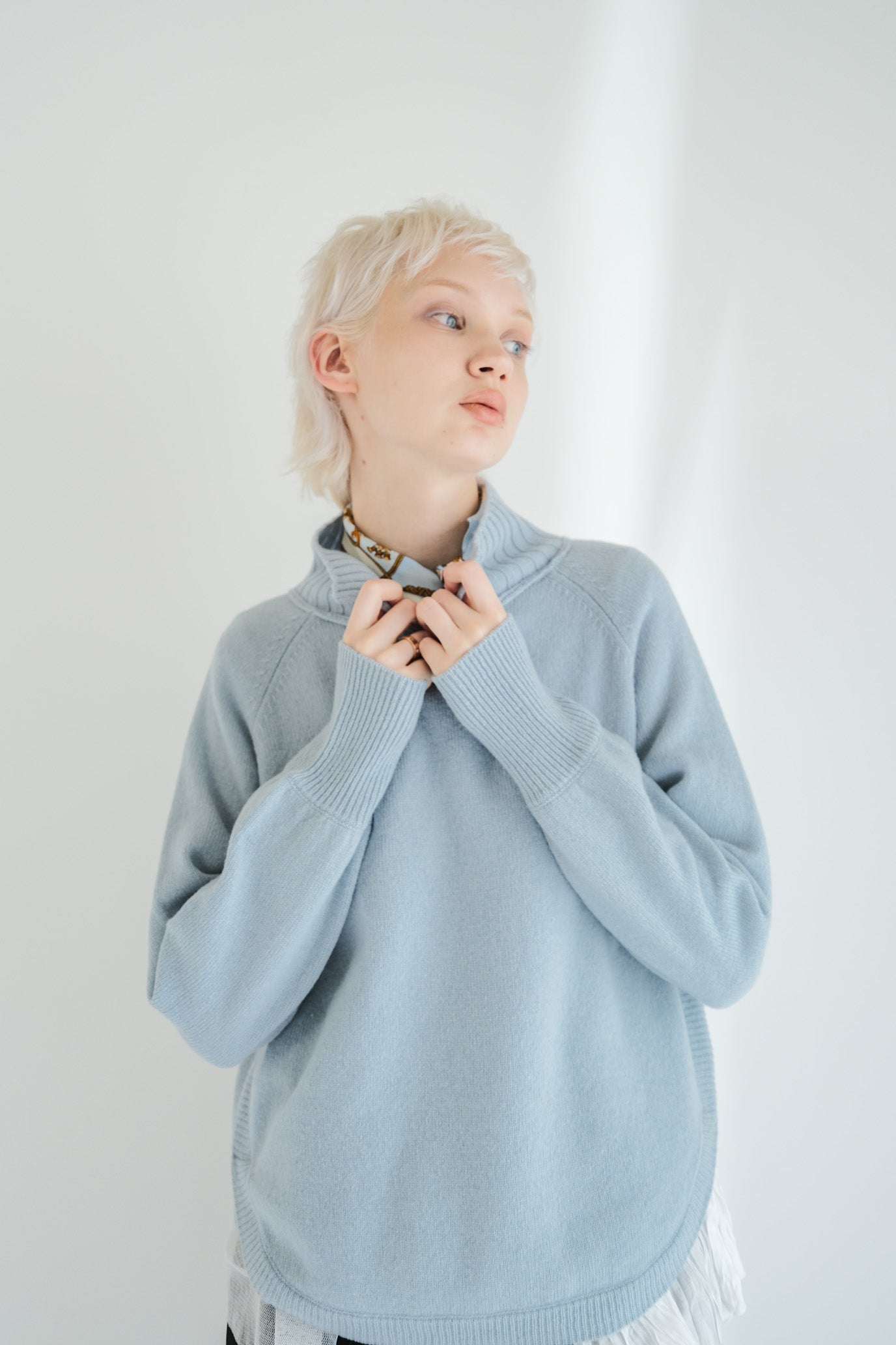 100% Wool Round Hem Pullover