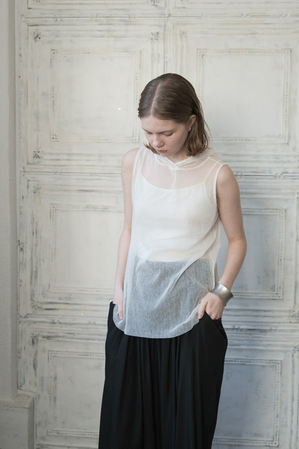 Mesh Hood Pullover