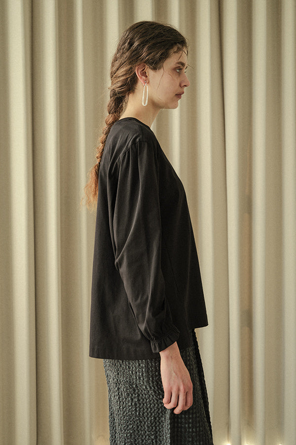 No. Gather Sleeve Pullover