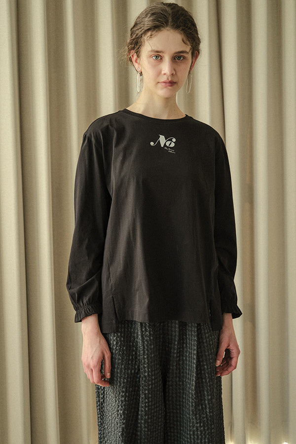 No. Gather Sleeve Pullover