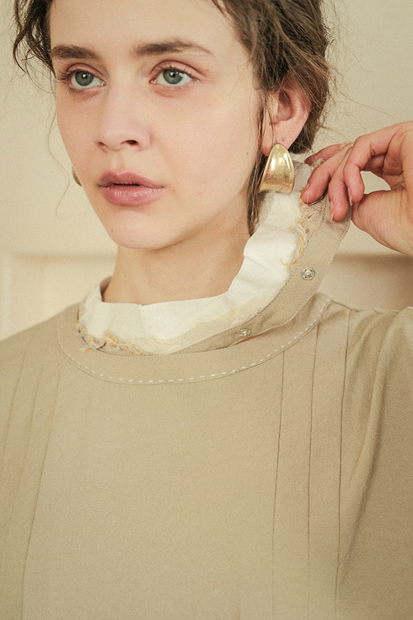 2-Way Detachable Collar Dress