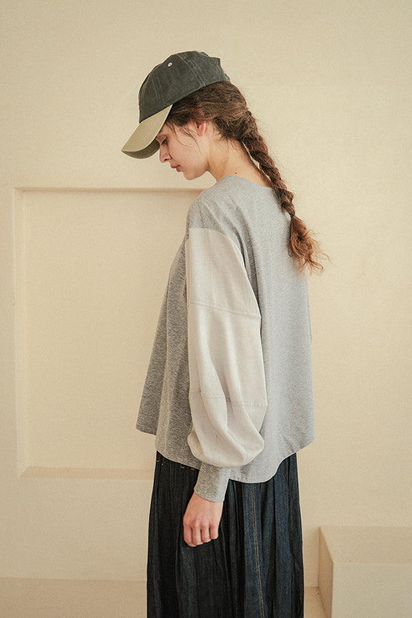 Curve Line T-Shirt