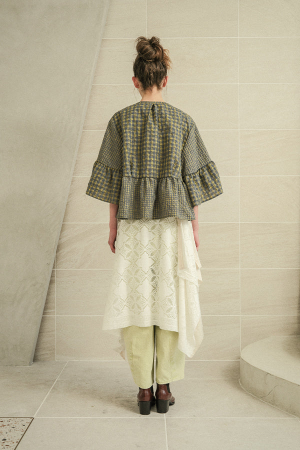 Voluminous Check Frill Blouse