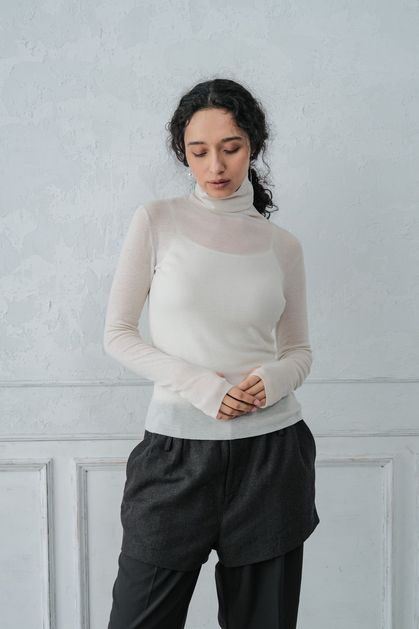 MOCOCHI Rib Turtleneck Pullover