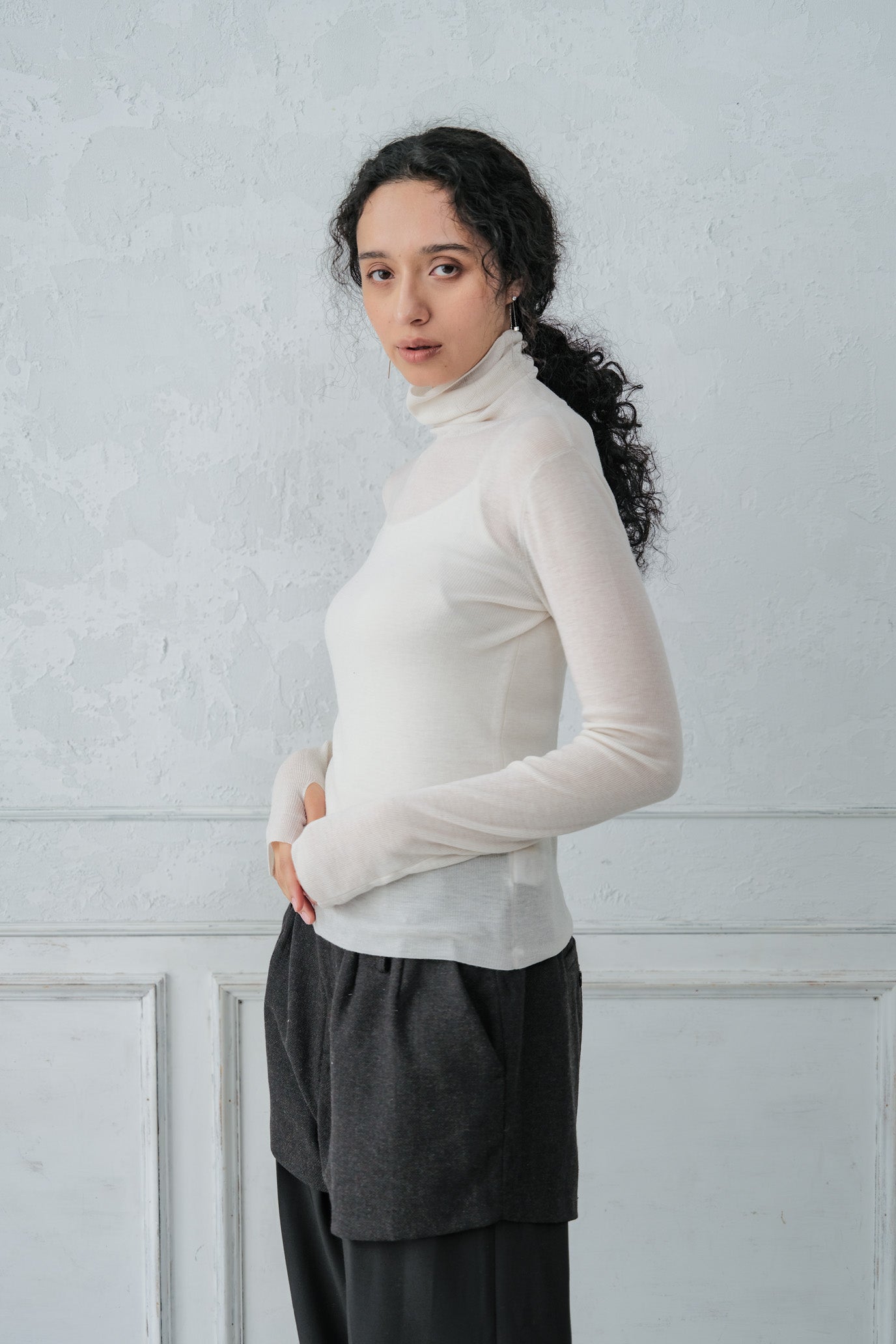 MOCOCHI Rib Turtleneck Pullover