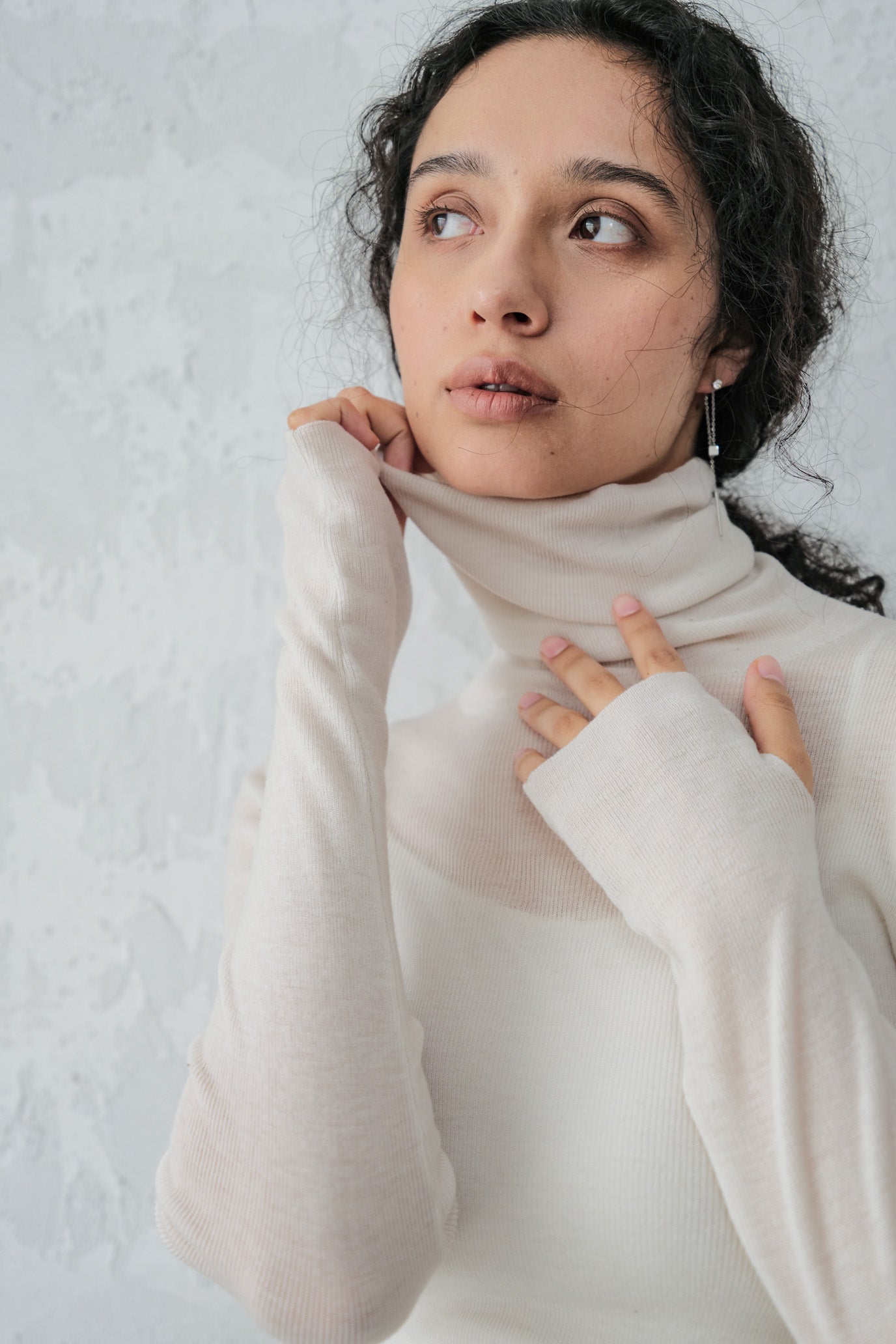MOCOCHI Rib Turtleneck Pullover