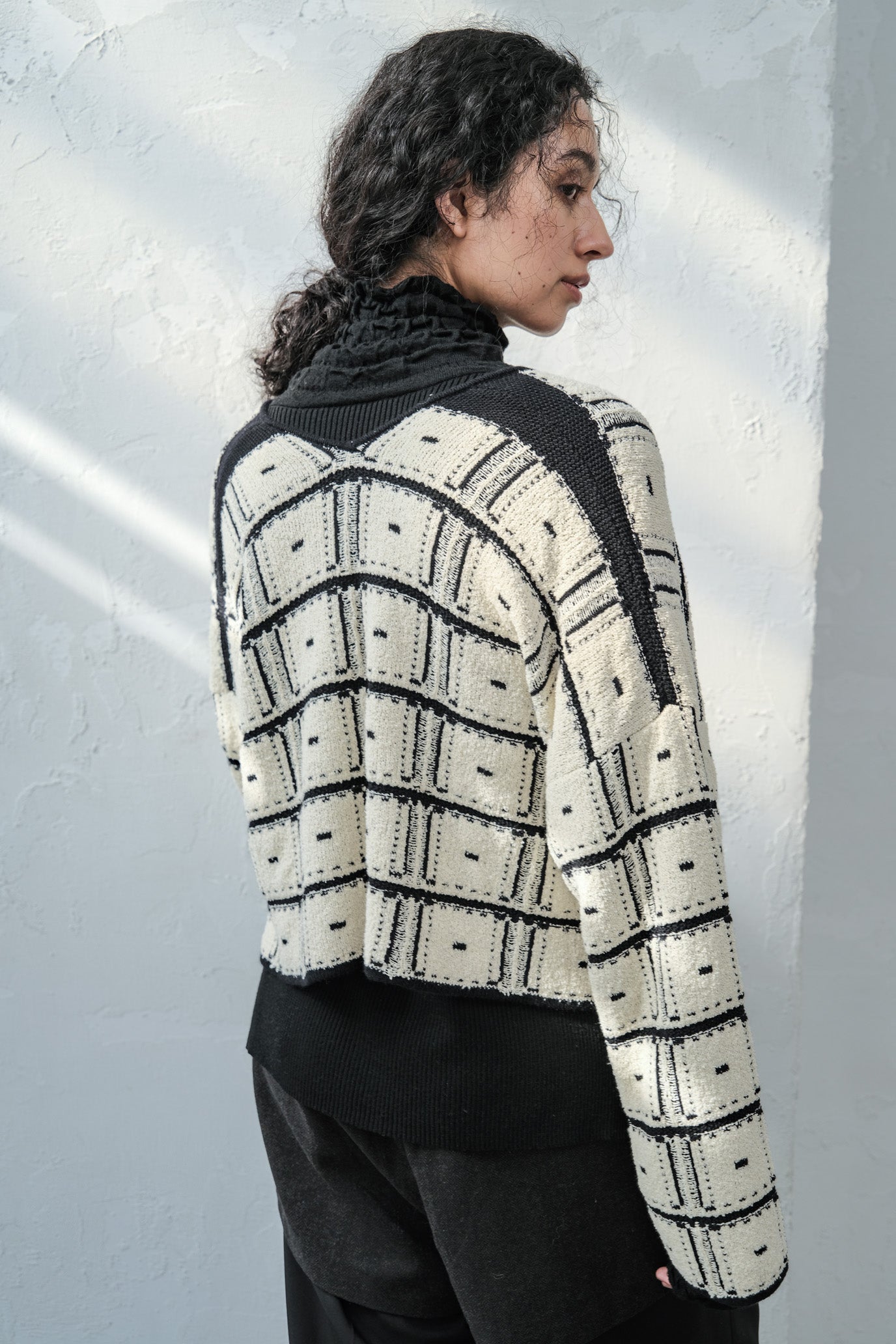 Reversible Geometric Drop Cardigan