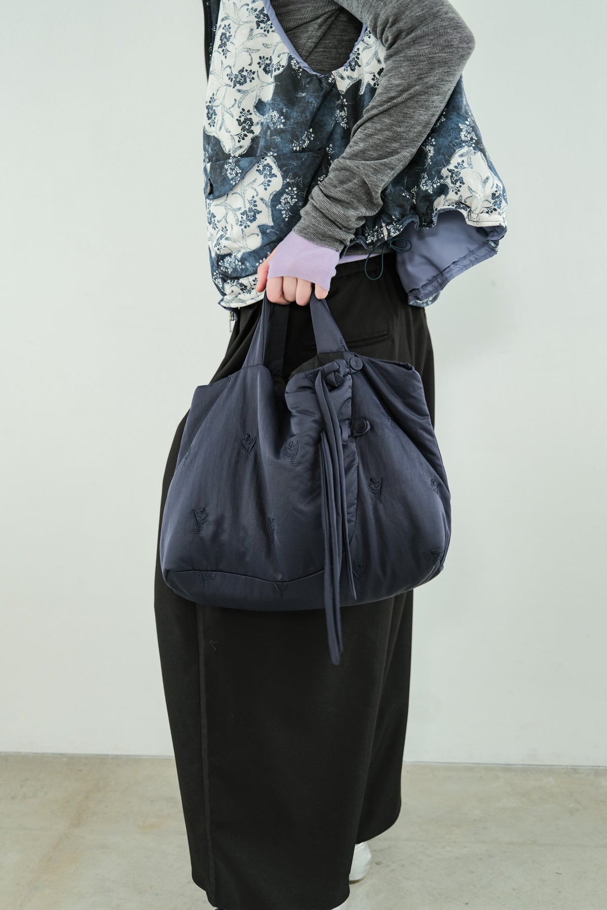 Tube Knot Embroidered Bag