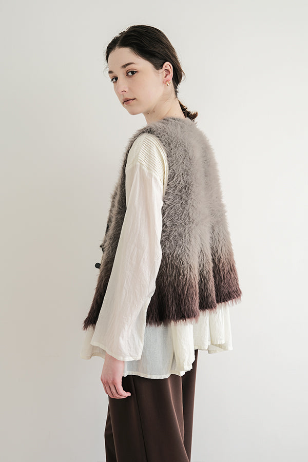 Space-Dyed Feather Flare Vest