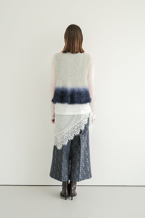 Space-Dyed Feather Flare Vest