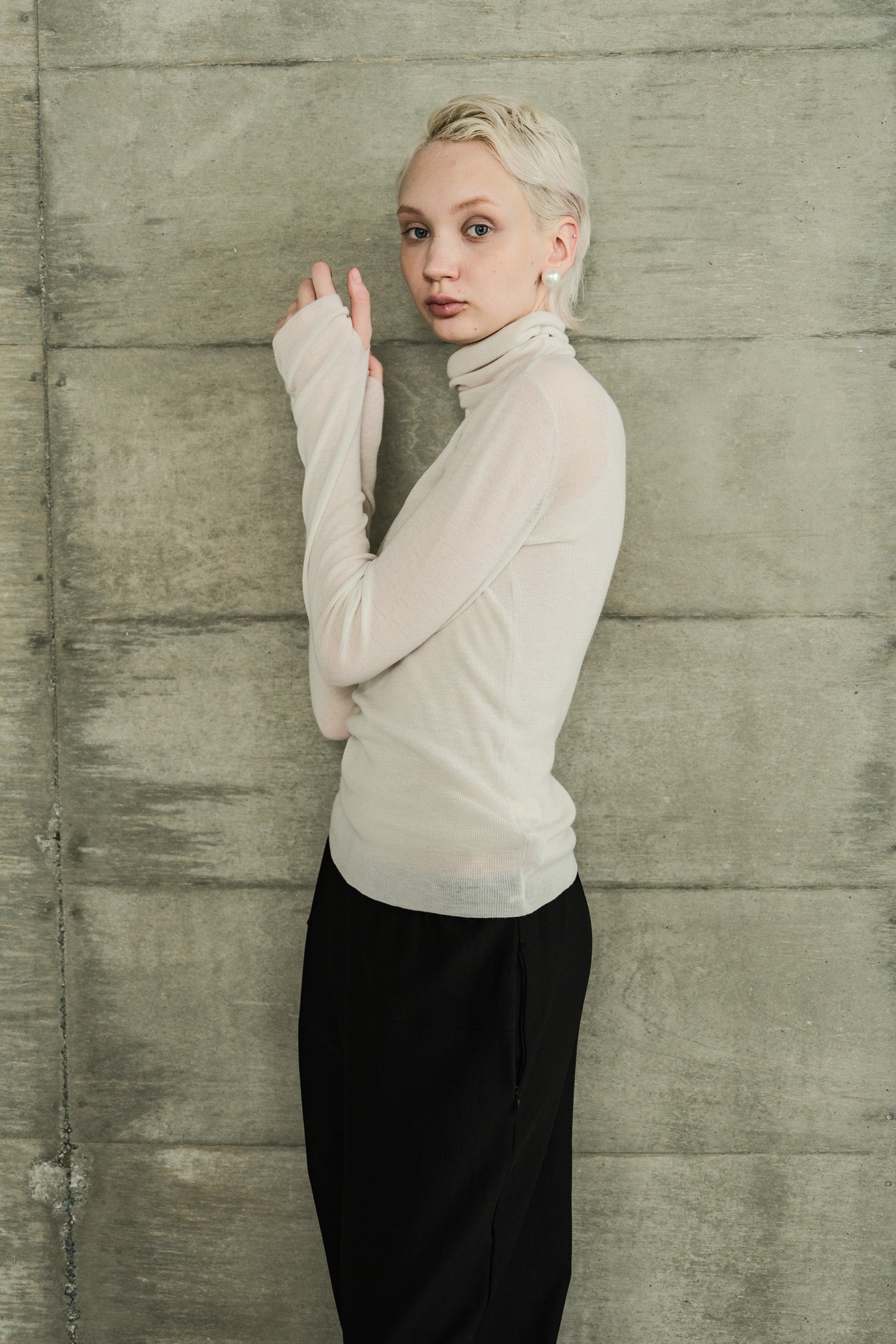 MOCOCHI Rib Turtleneck Pullover