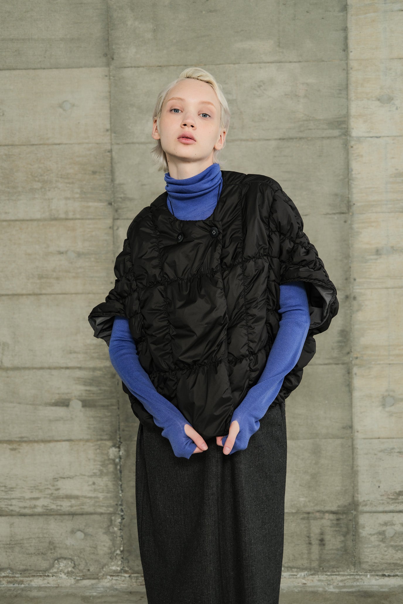 MOCOCHI Rib Turtleneck Pullover