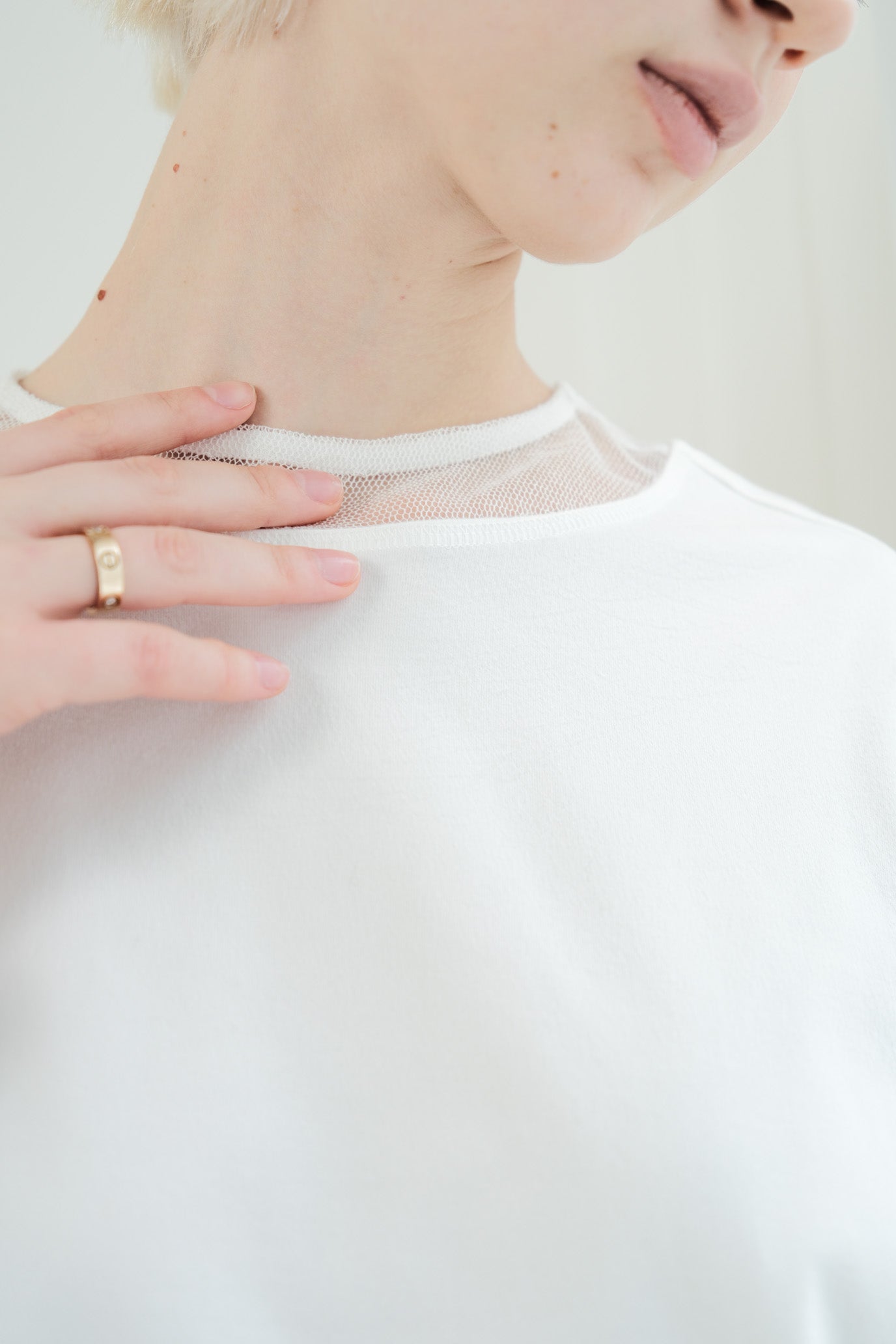 Tulle & Washed Peplum Pullover