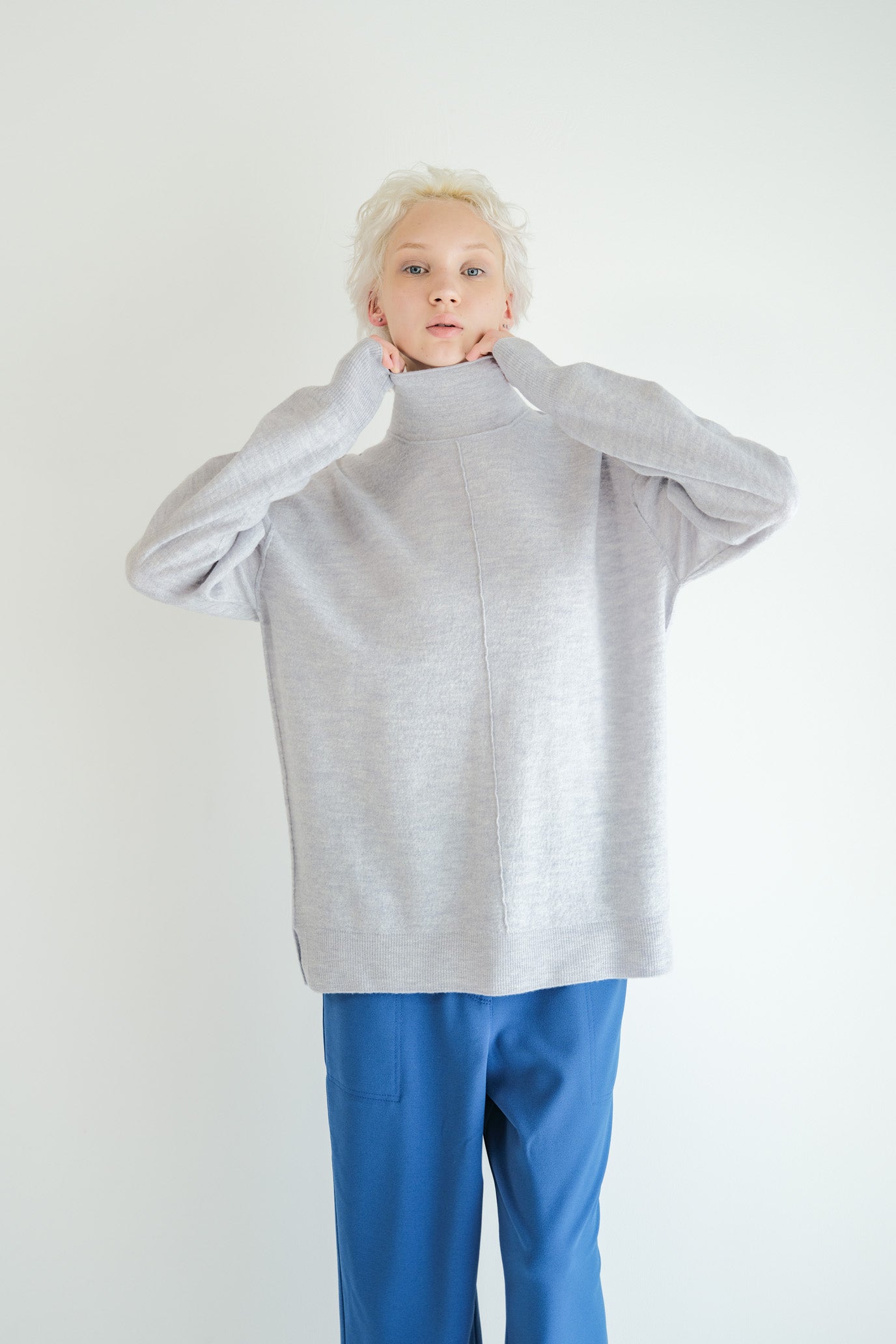 Compressed High Neck Pullover