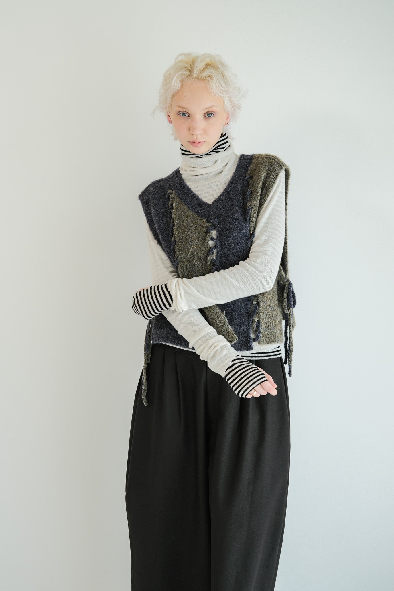 2-Way Stripe Slash Vest
