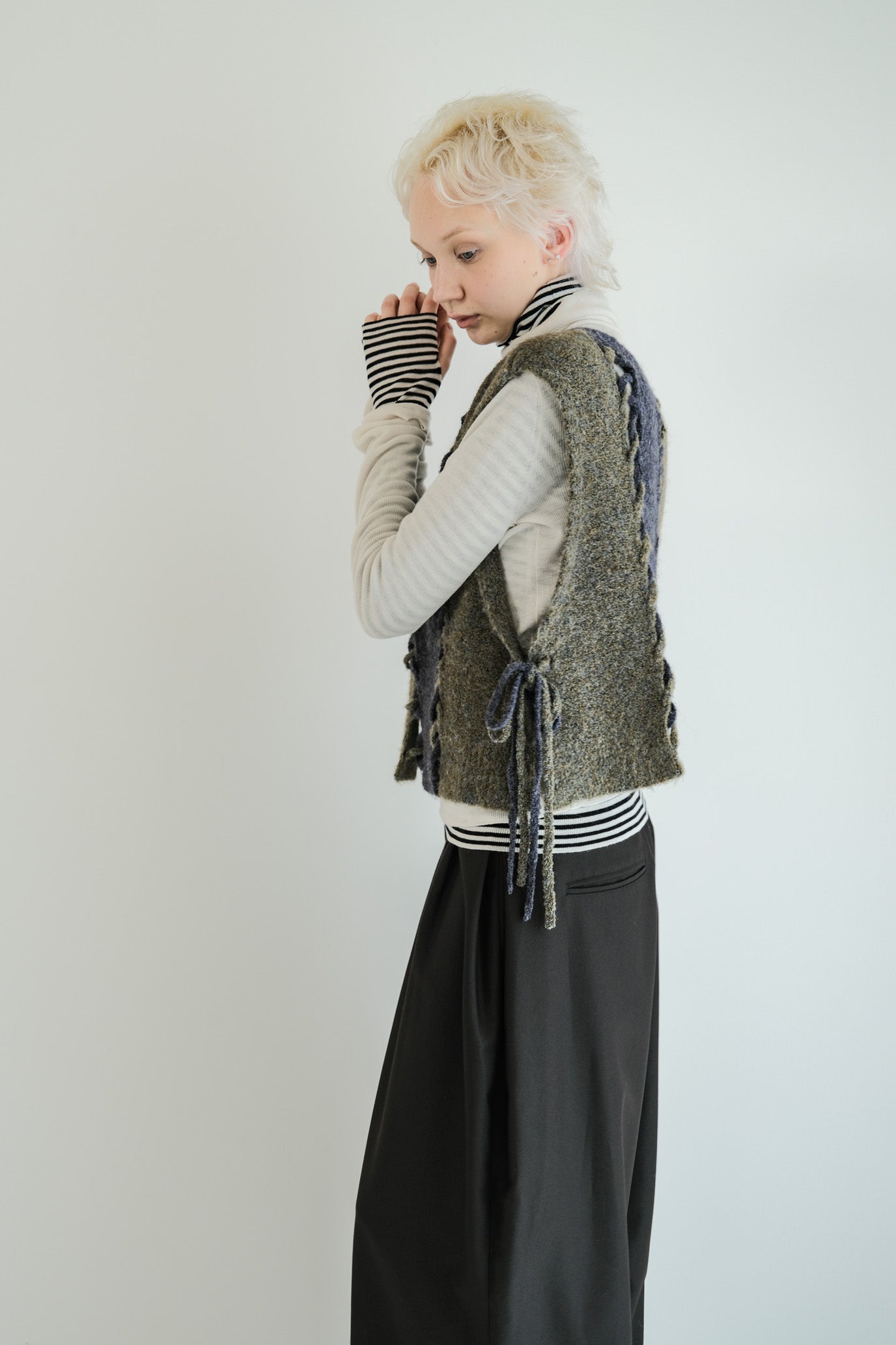 MOCOCHI Rib Turtleneck Pullover
