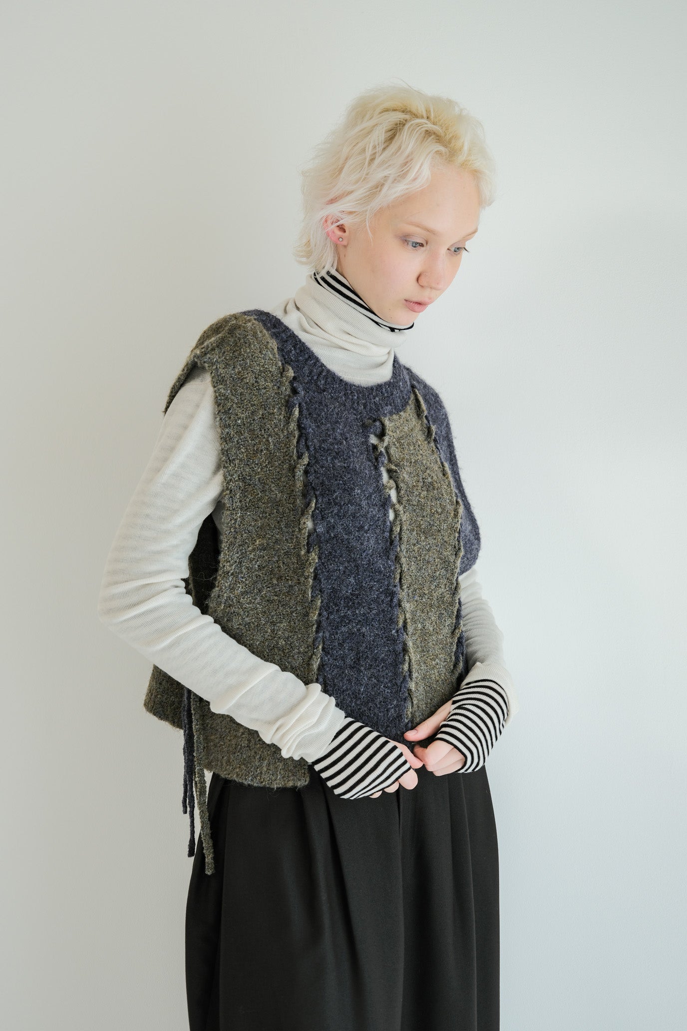 2-Way Stripe Slash Vest