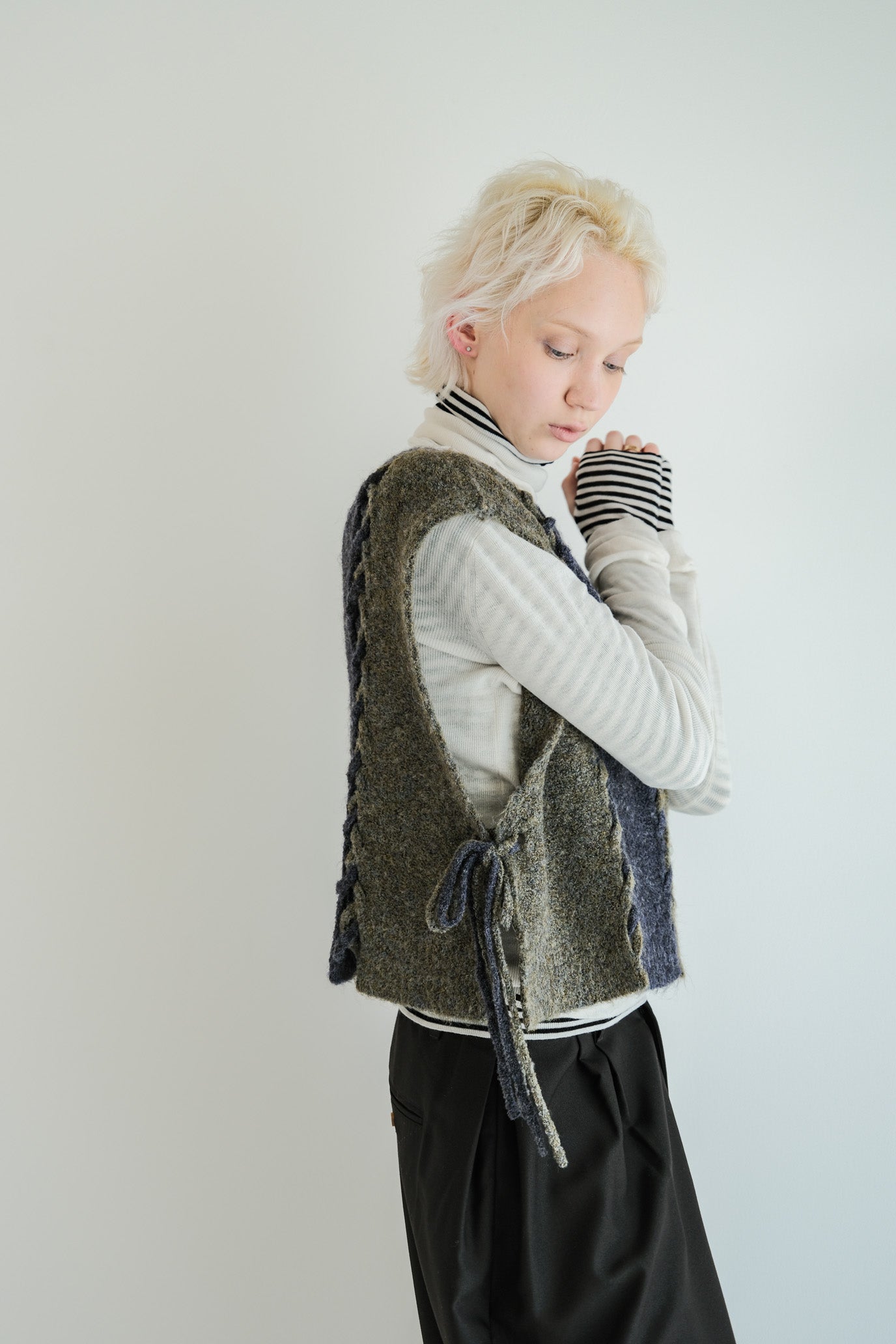 2-Way Stripe Slash Vest