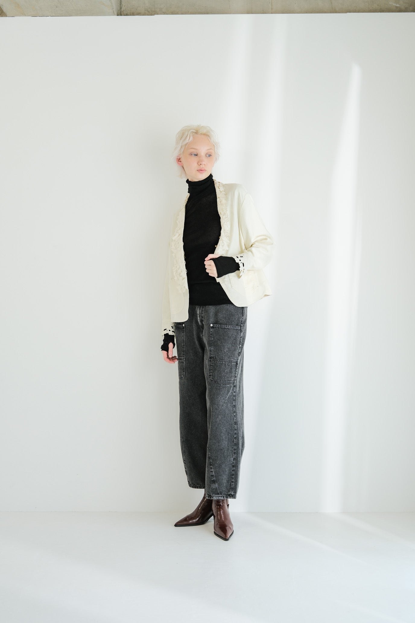 MOCOCHI Rib Turtleneck Pullover