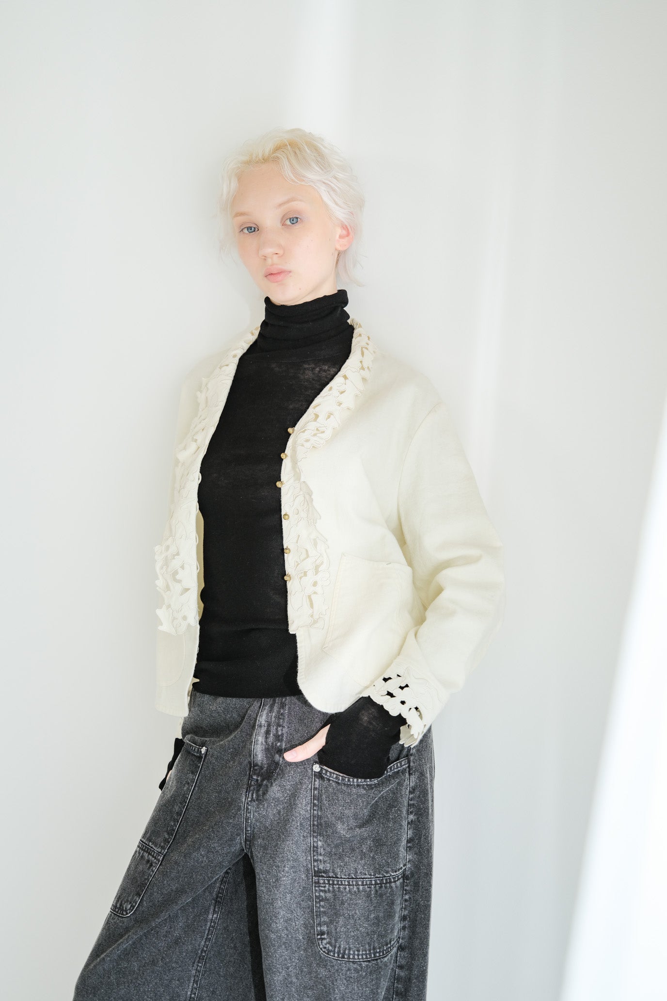 MOCOCHI Rib Turtleneck Pullover