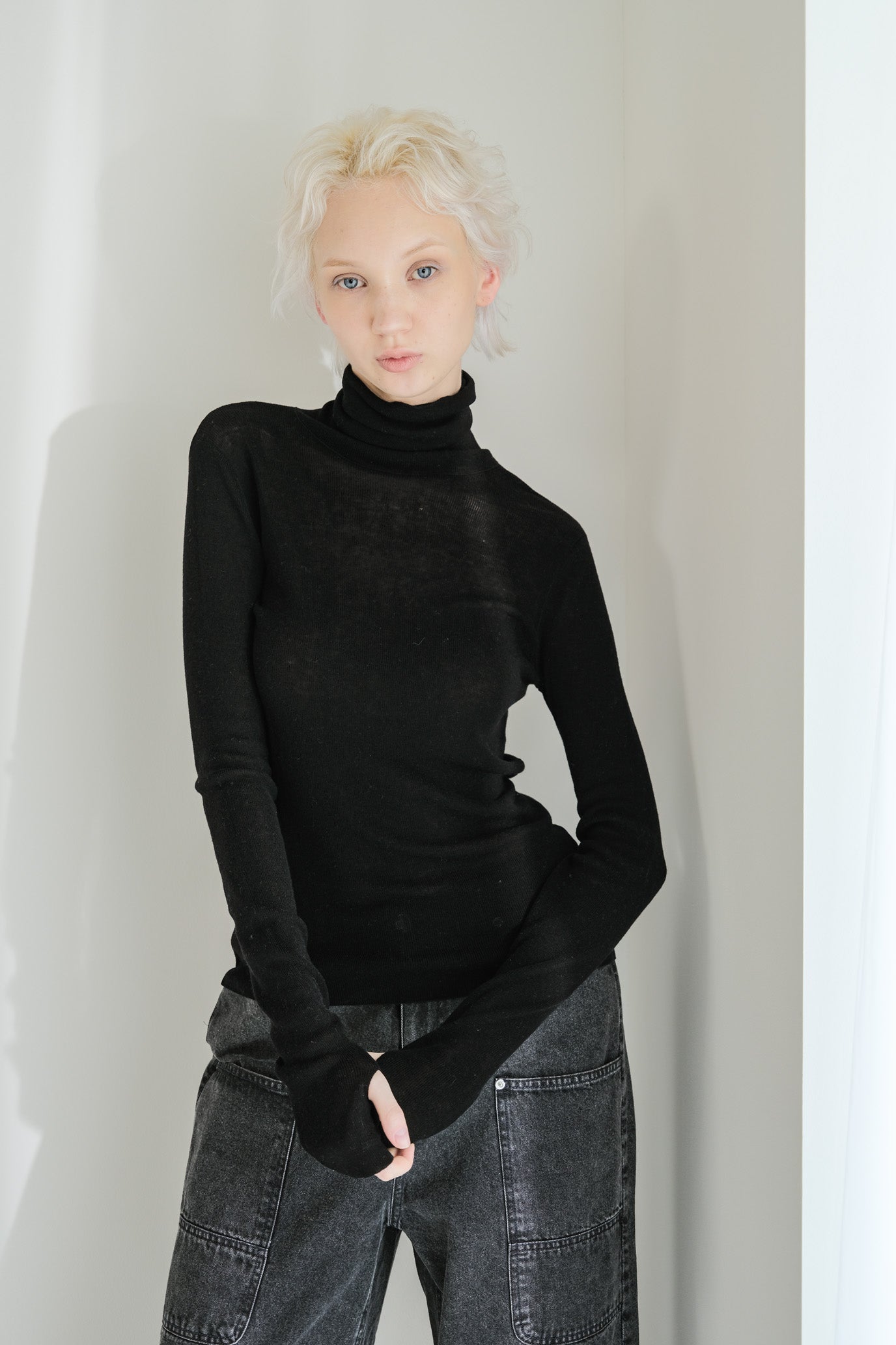 MOCOCHI Rib Turtleneck Pullover