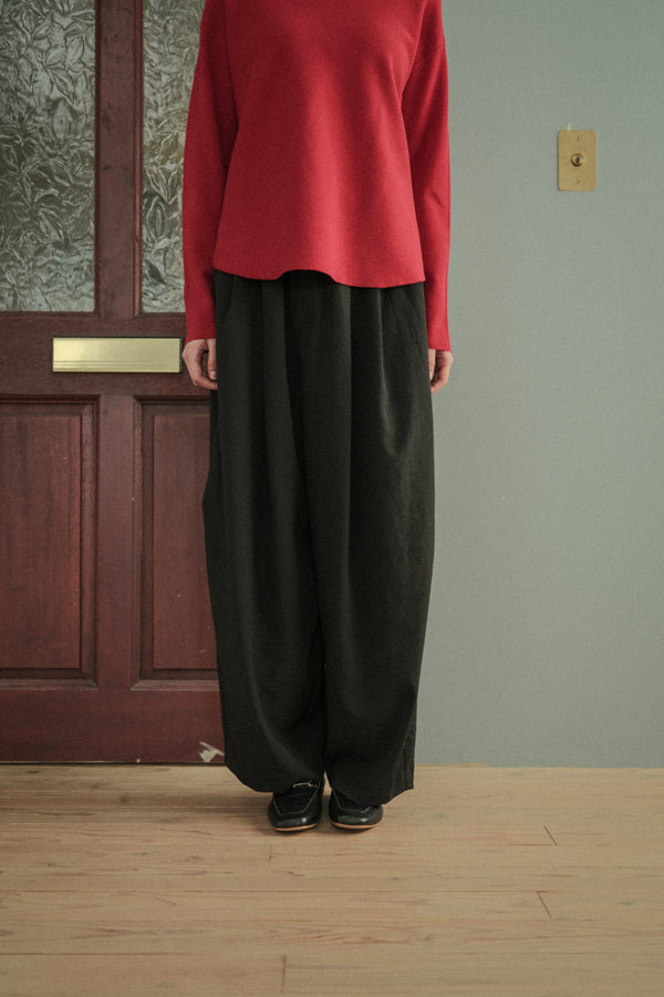 Side Tuck Trousers