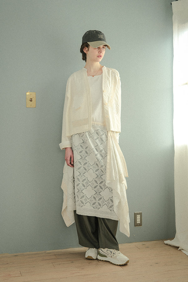 Motif Embroidered Short Jacket