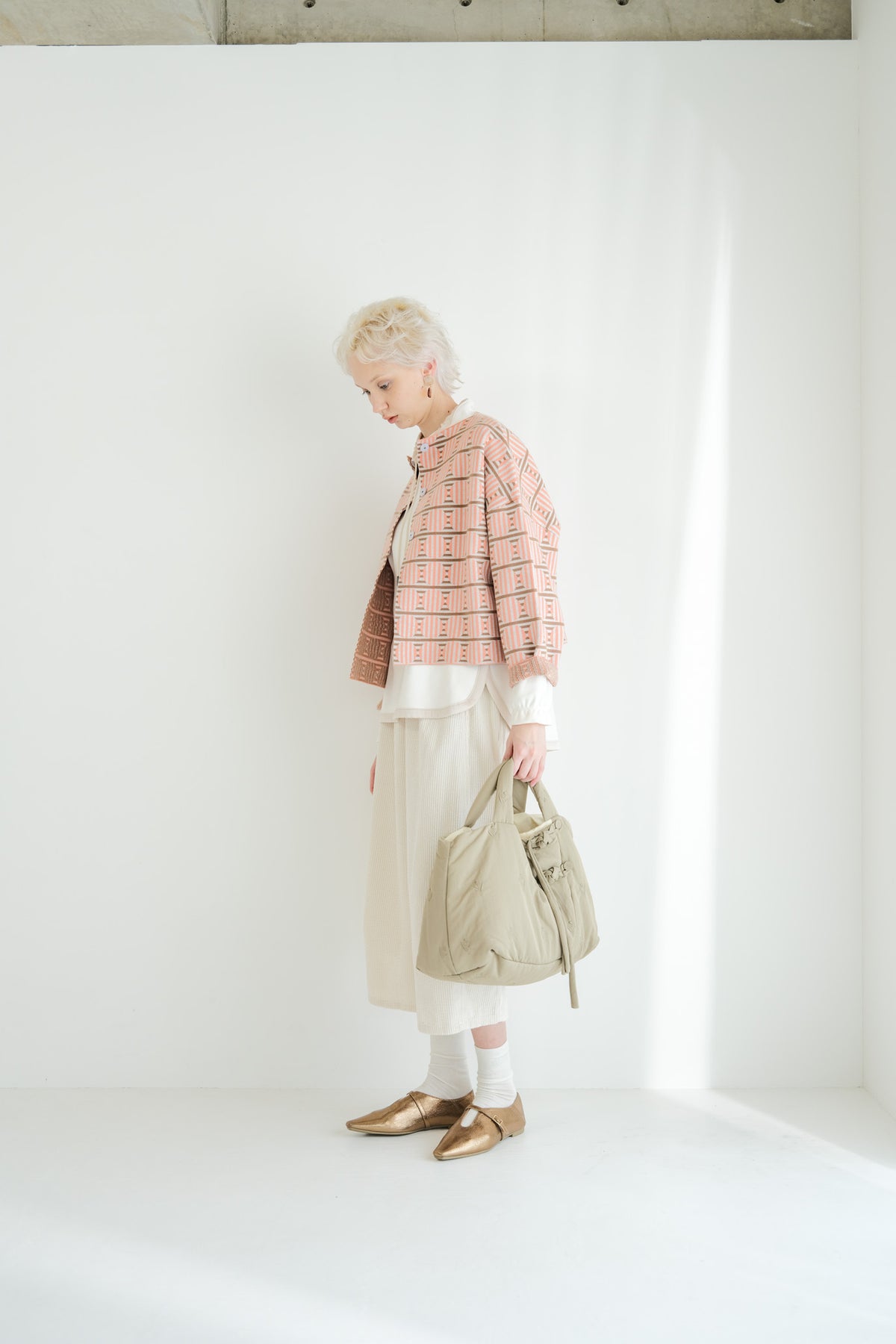 Tube Knot Embroidered Bag