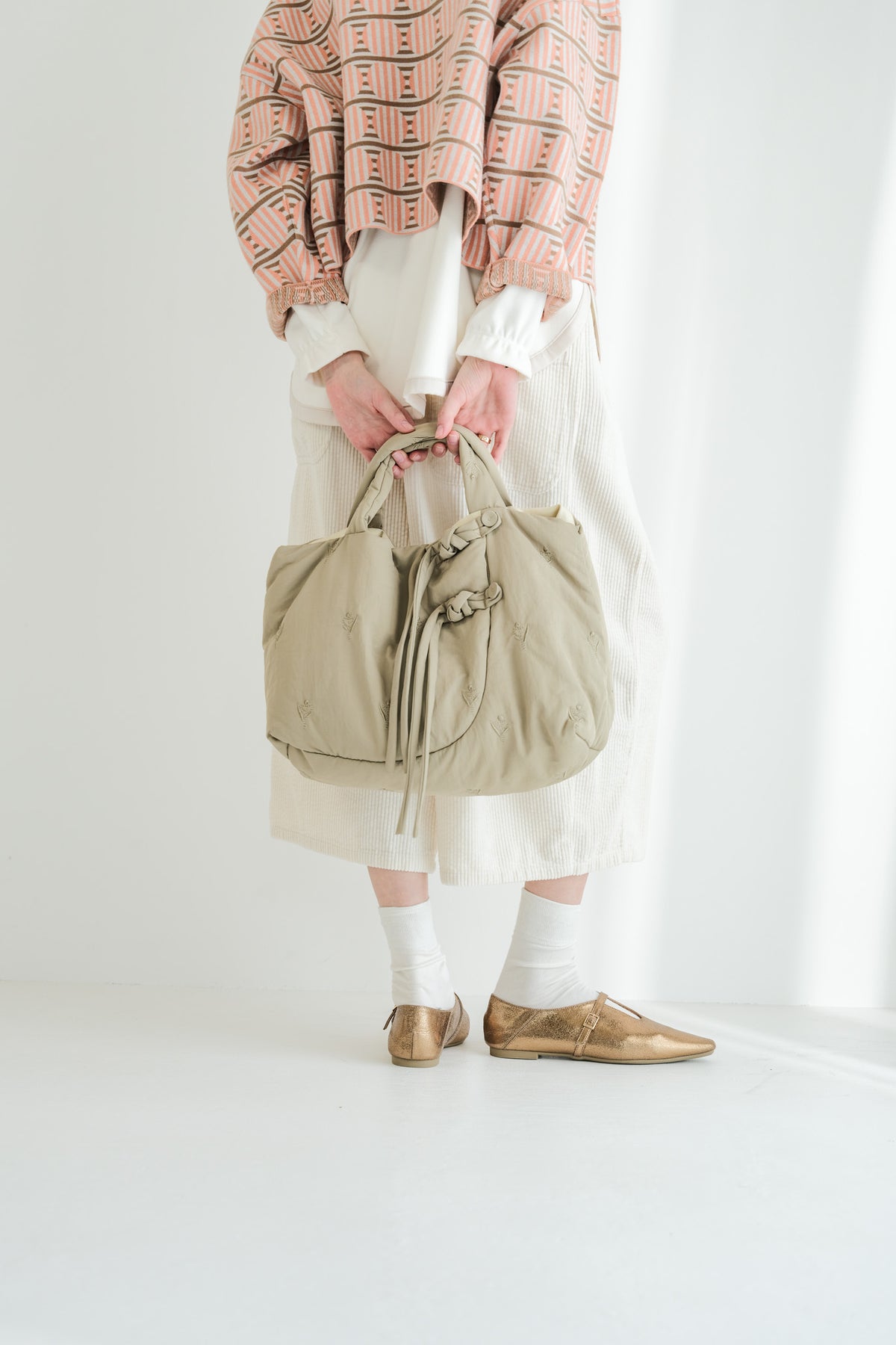 Tube Knot Embroidered Bag