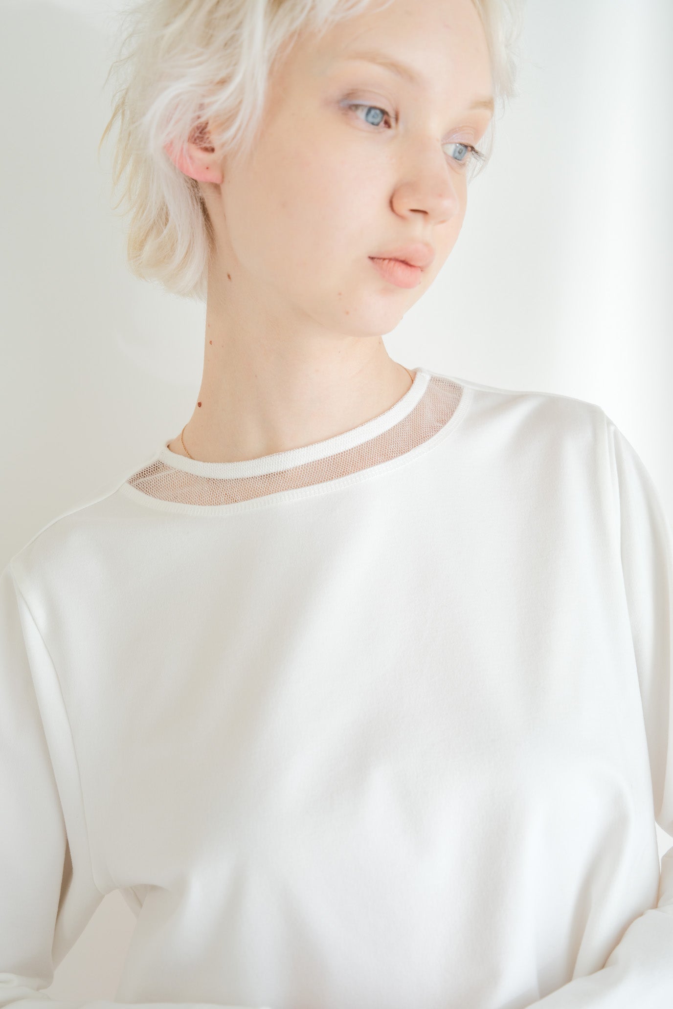 Tulle & Washed Peplum Pullover