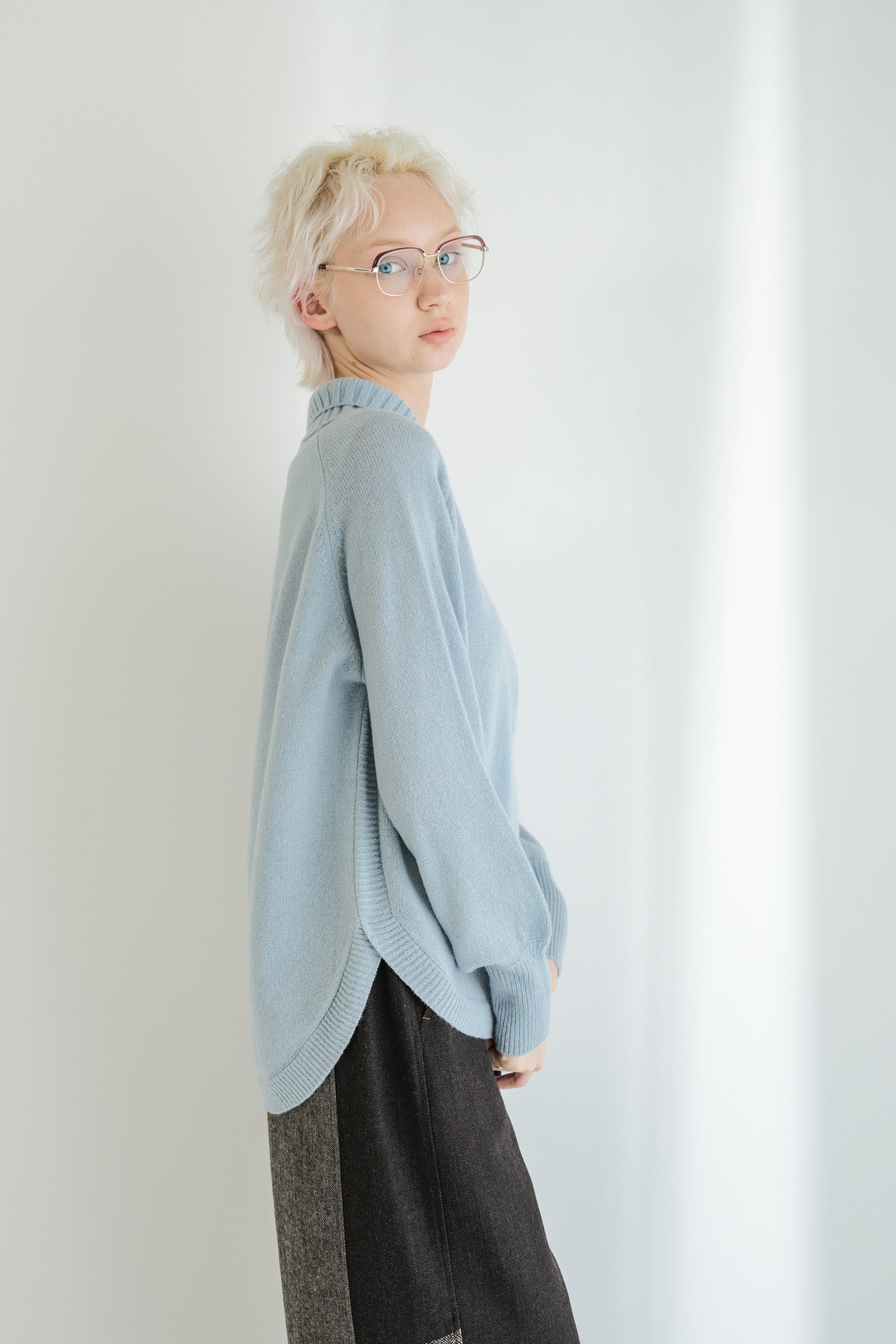 100% Wool Round Hem Pullover