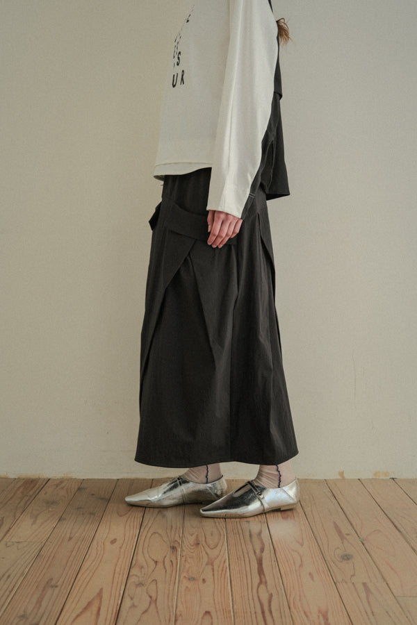 Dart Tuck Skirt