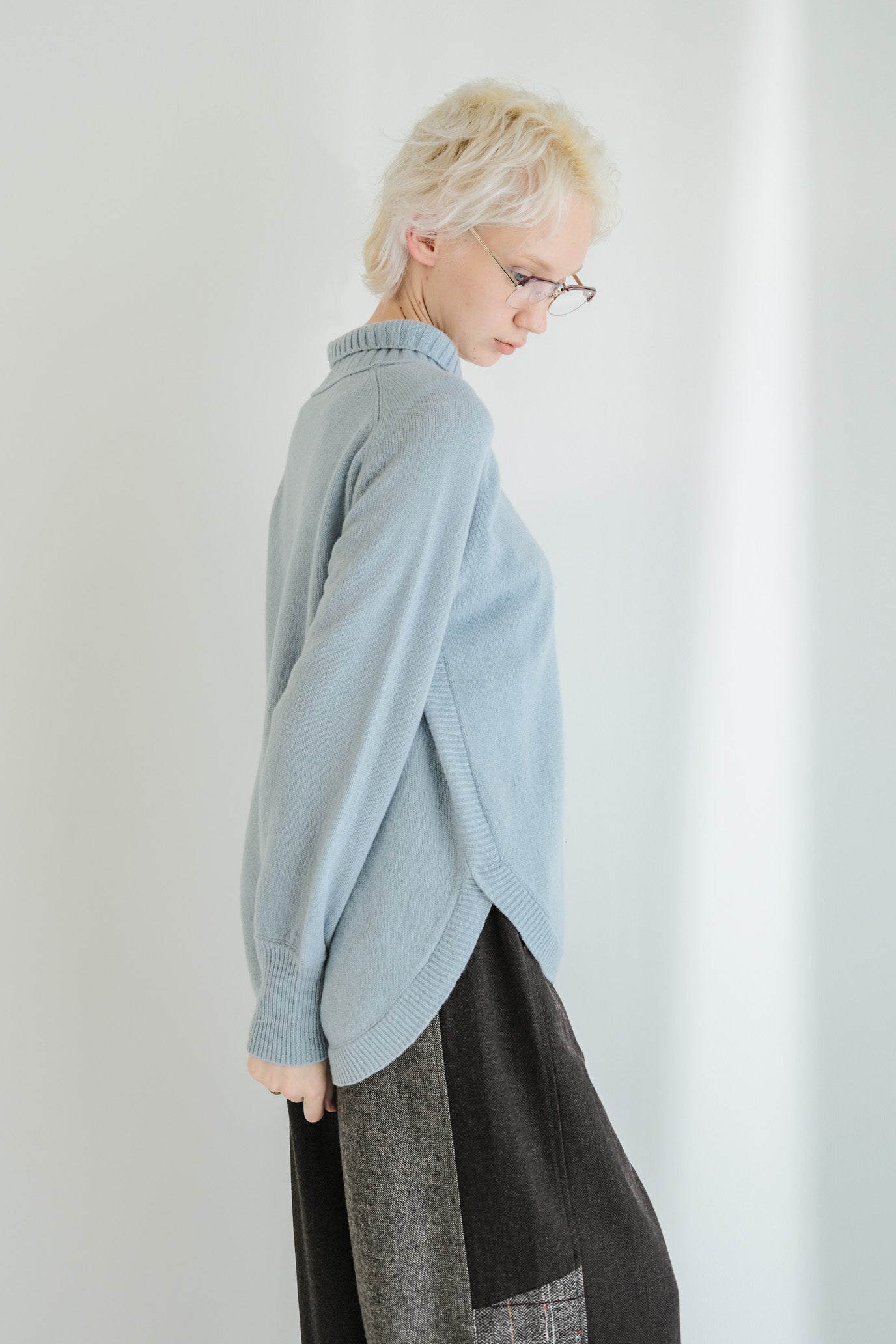 100% Wool Round Hem Pullover