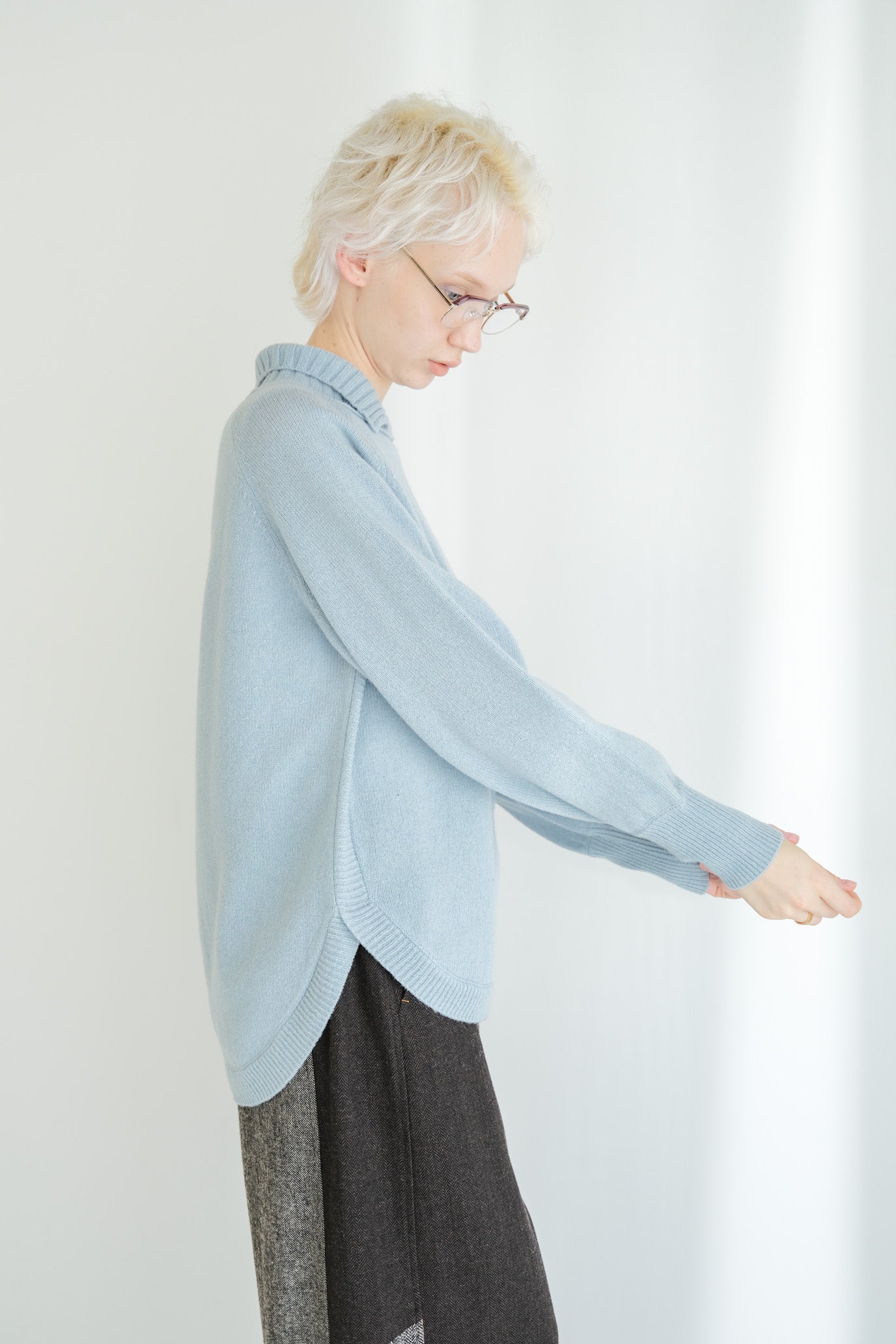 100% Wool Round Hem Pullover