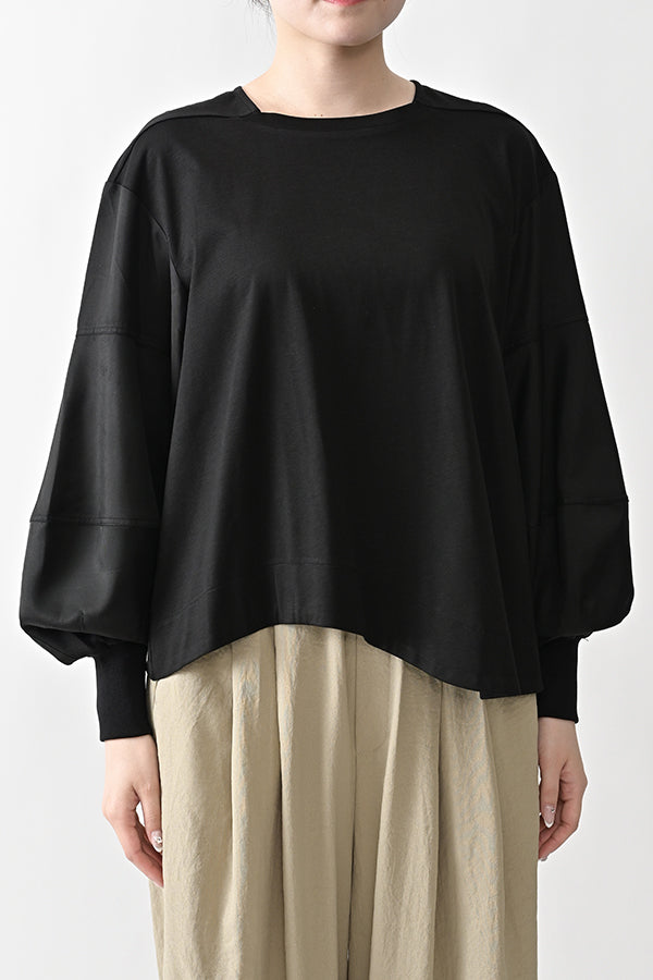Curve Line T-Shirt