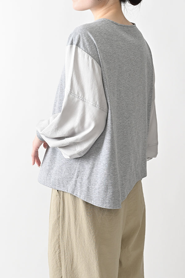 Curve Line T-Shirt