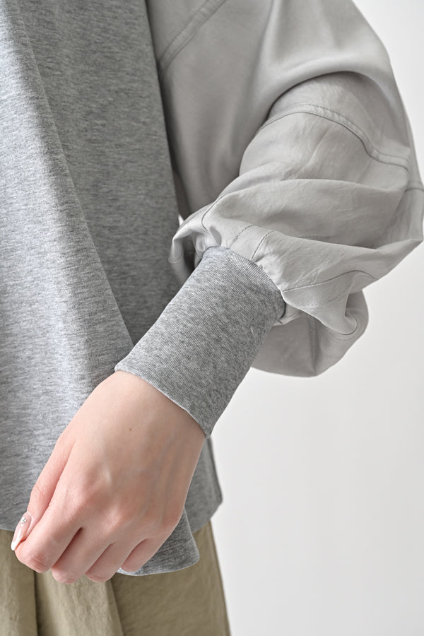 Curve Line T-Shirt