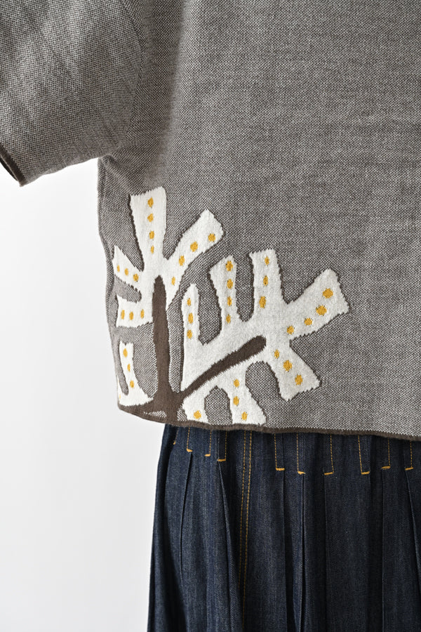 Linear Leaf Vest
