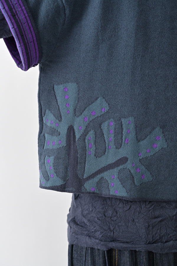 Linear Leaf Vest